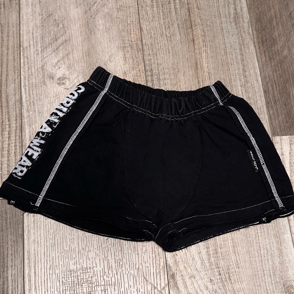 Gorilla Wear black gym active boxing workout shorts small